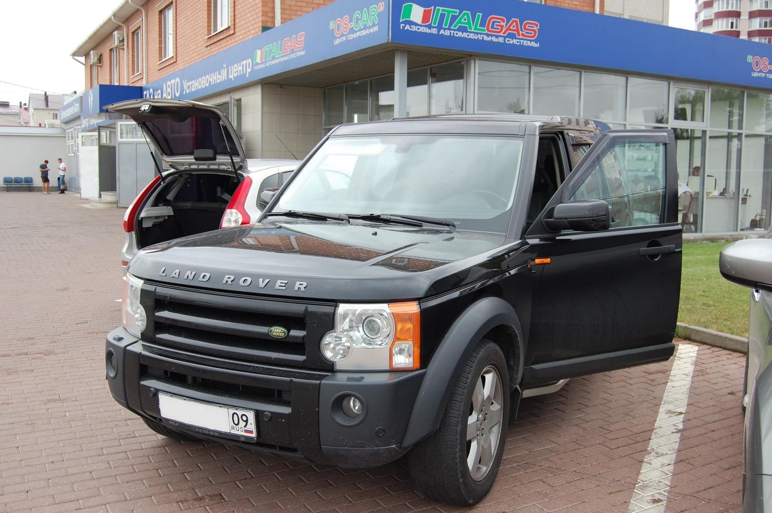 Land Rover Discovery 3 (2004-2009) 4.4 л.