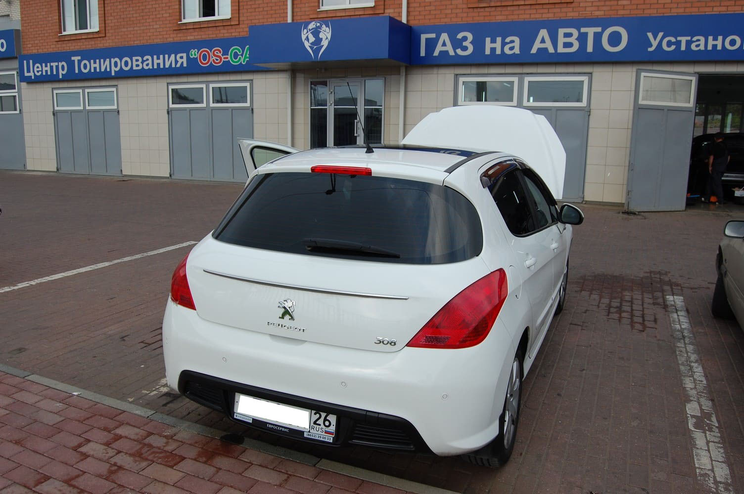 Peugeot 308 (2011-2015) 1.6 л.