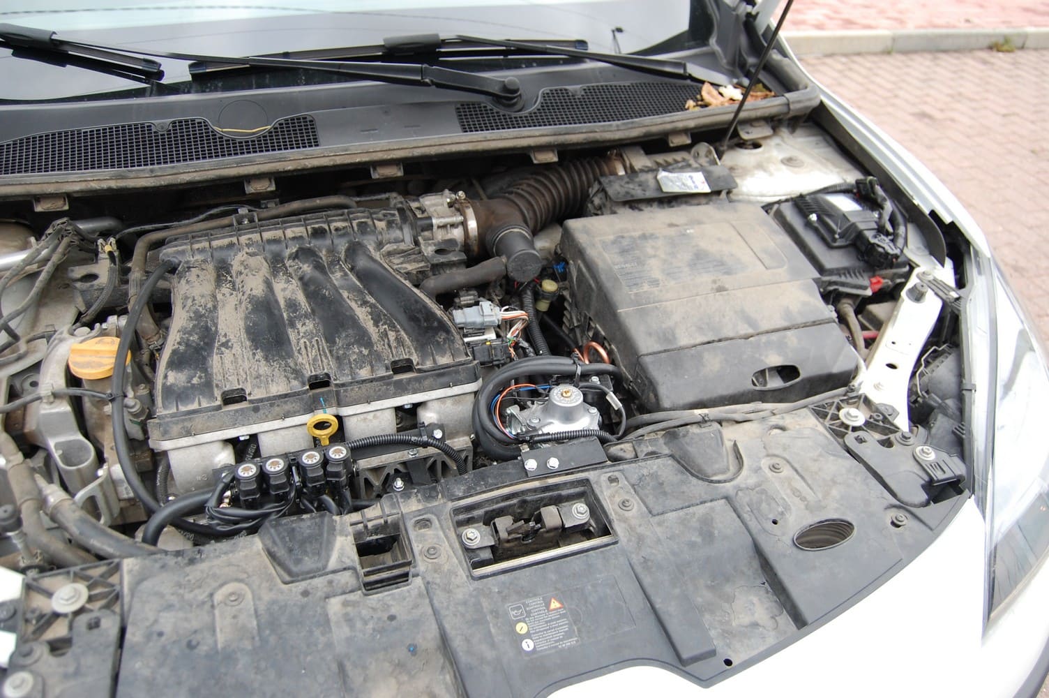 Renault Megane 3 (2008-2012) 1.6 л.