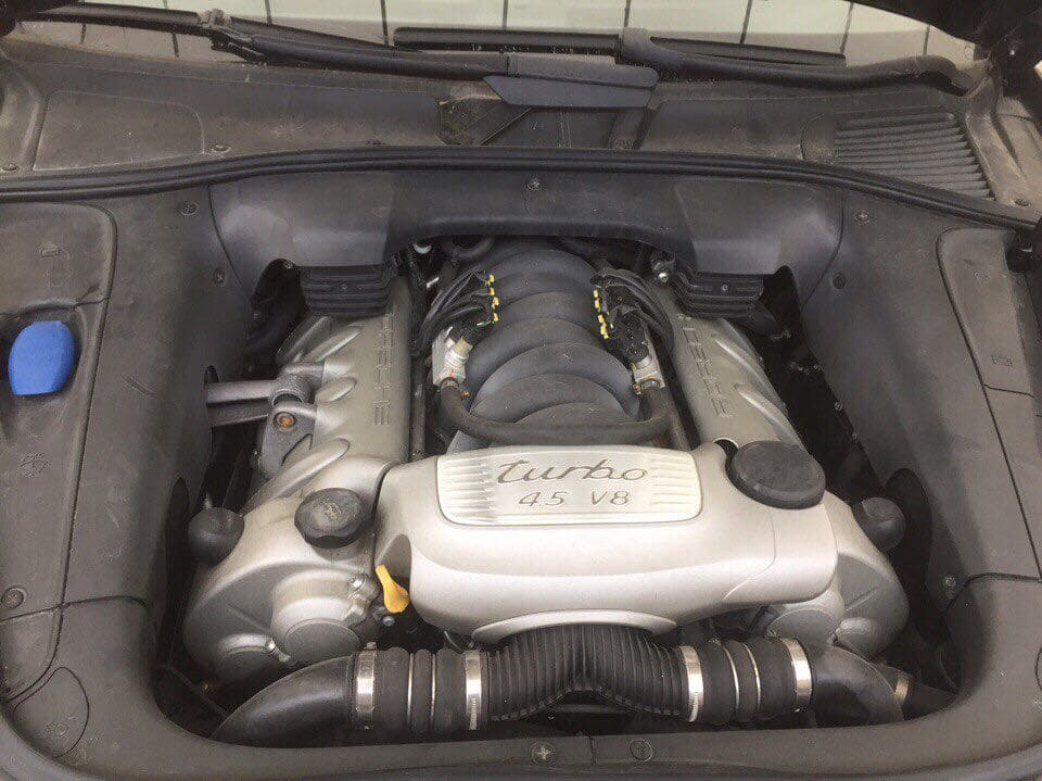 Porsche Cayenne Turbo (2002-2007) 4.5 л.