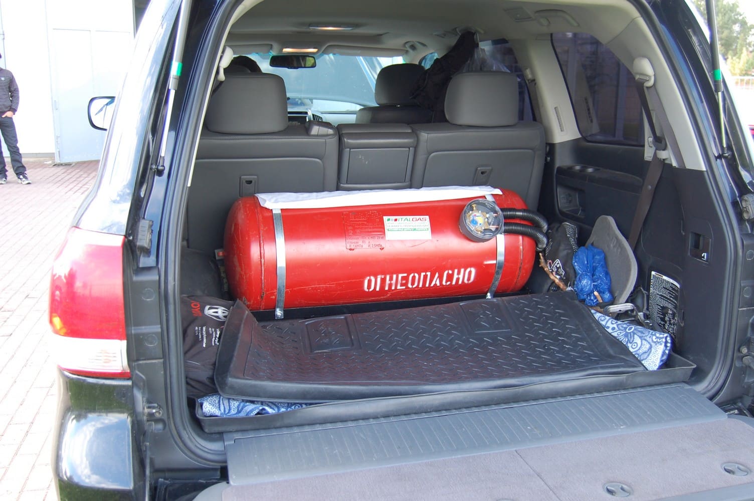 Toyota Land Cruiser 200 Series (2007-2011) 4.5 л.